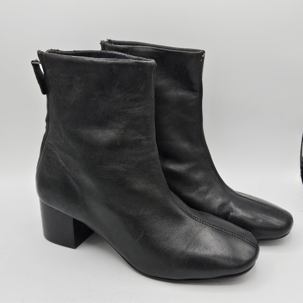Seychelles black suede leather zip up 2.25" heel boos size 9